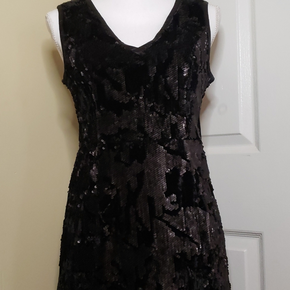 Romeo & Juliet Little Black sequin dress - Picture 11 of 13